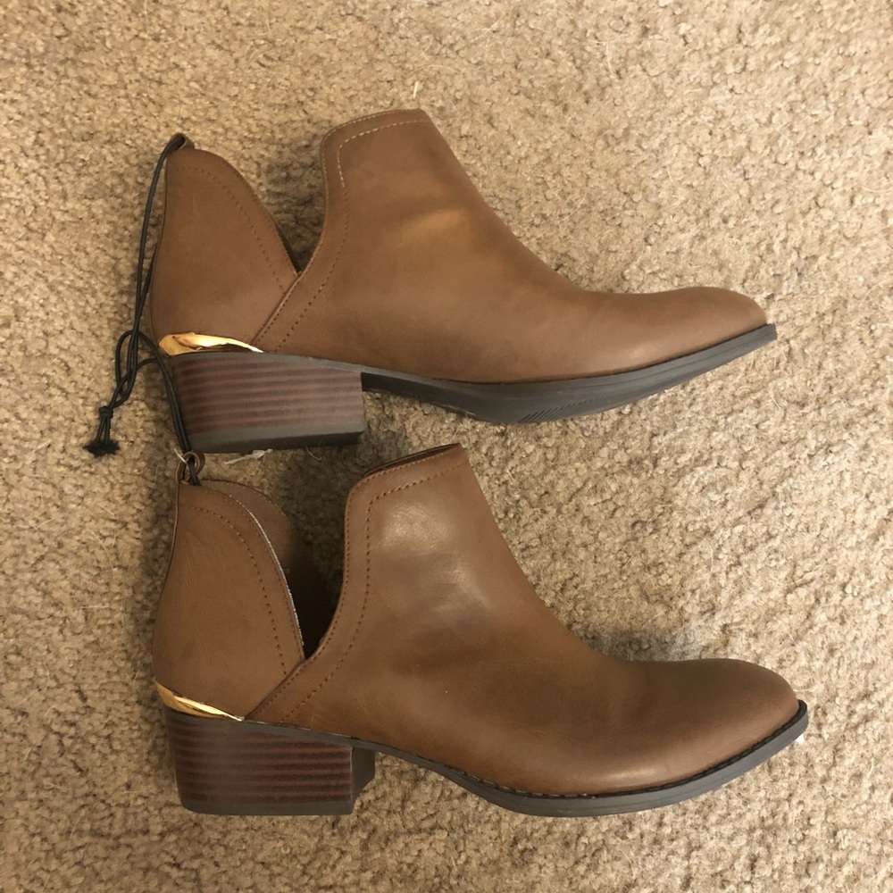 Arizona Jean Co Women size 8.5 booties